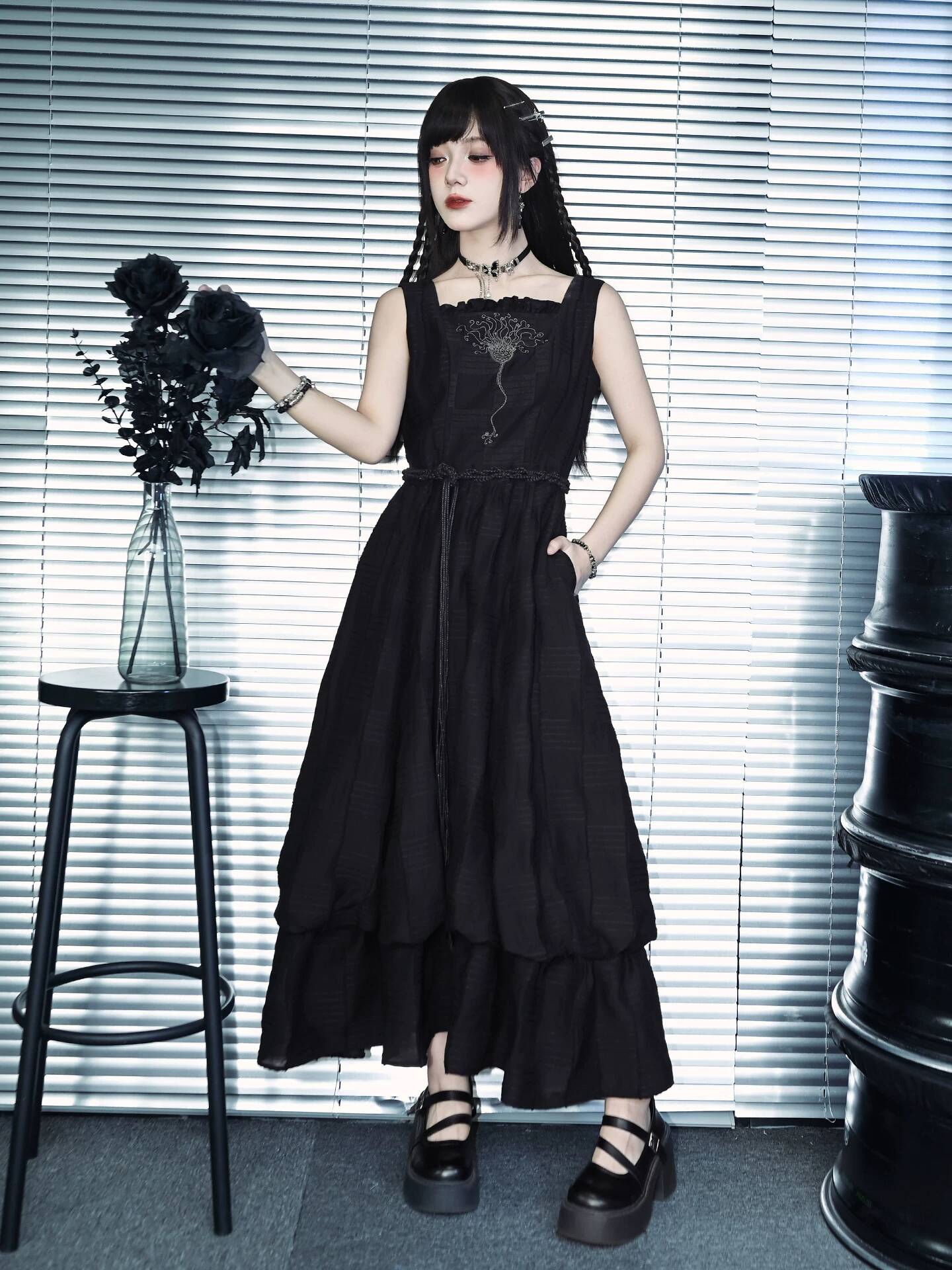 새로운 크리노이드 자수 블랙 더블 레이어 버드 드레스  - Embroidery Skirt 리뷰 및 가격